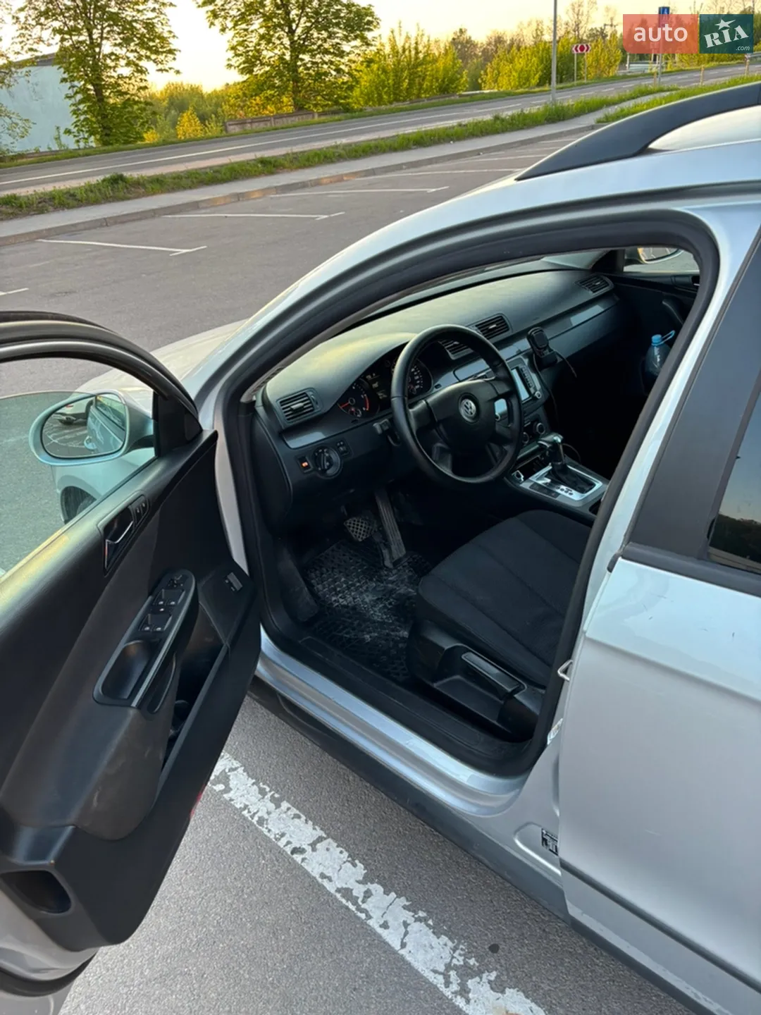 2010 Volkswagen Passat - мініатюра 12