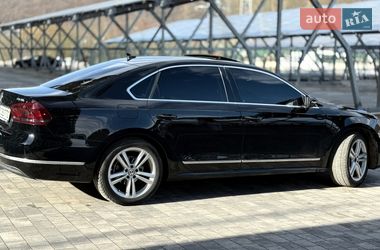 Седан Volkswagen Passat 2012 в Львове