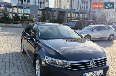 Универсал Volkswagen Passat 2017 в Львове