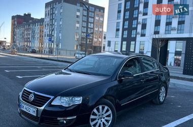 Седан Volkswagen Passat 2007 в Рівному