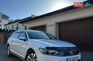 Універсал Volkswagen Passat 2016 в Рівному