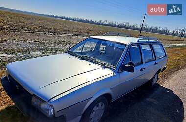 Универсал Volkswagen Passat 1983 в Смеле