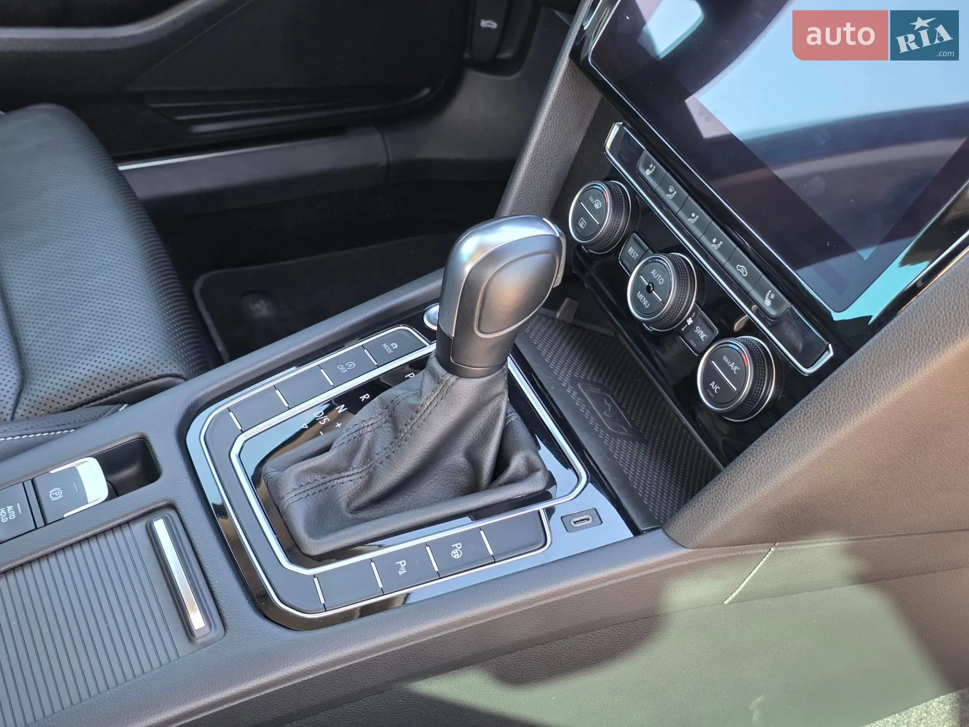 2019 Volkswagen Passat - мініатюра 33