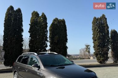 Универсал Volkswagen Passat 2010 в Дубно