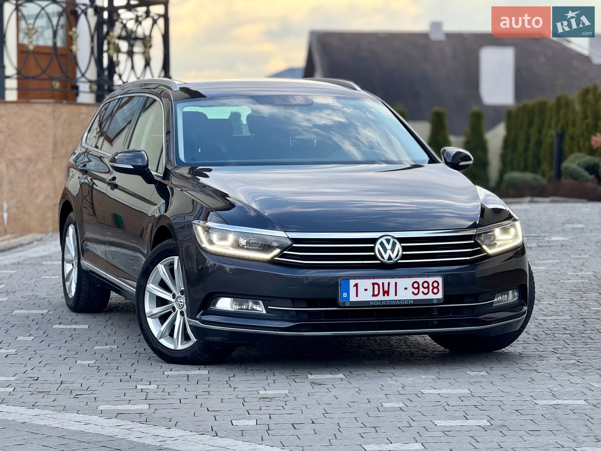 2019 Volkswagen Passat - мініатюра 3