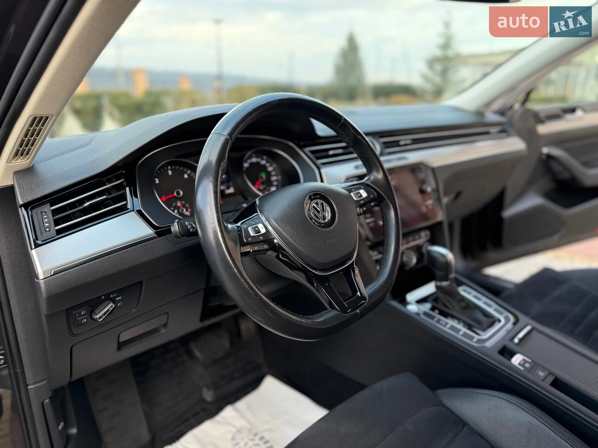 2019 Volkswagen Passat - мініатюра 45