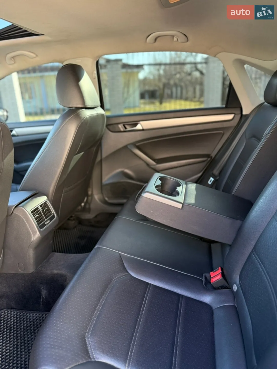 2014 Volkswagen Passat - мініатюра 6