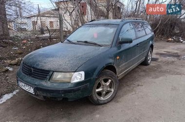 Универсал Volkswagen Passat 1999 в Березнеговатом