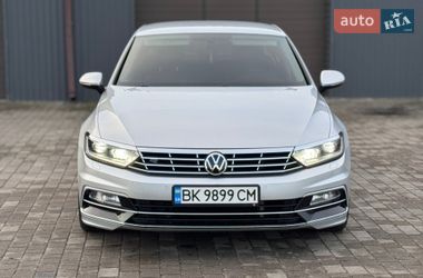 Седан Volkswagen Passat 2016 в Сарнах