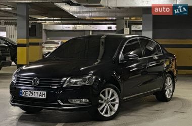 Седан Volkswagen Passat 2014 в Дніпрі