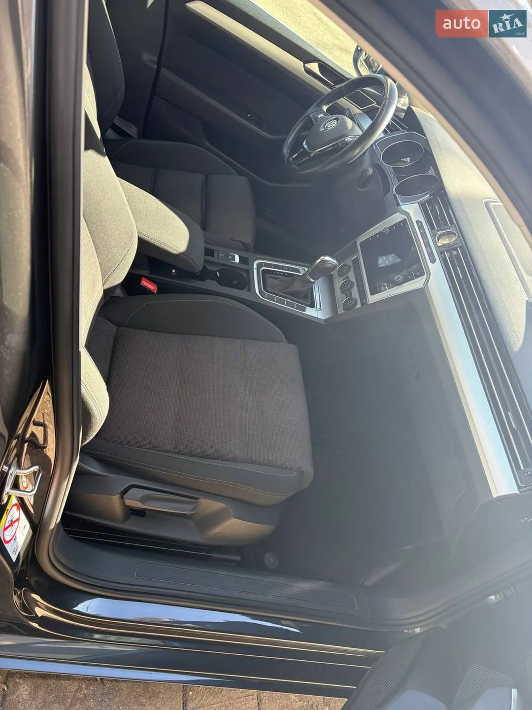 2019 Volkswagen Passat - мініатюра 11
