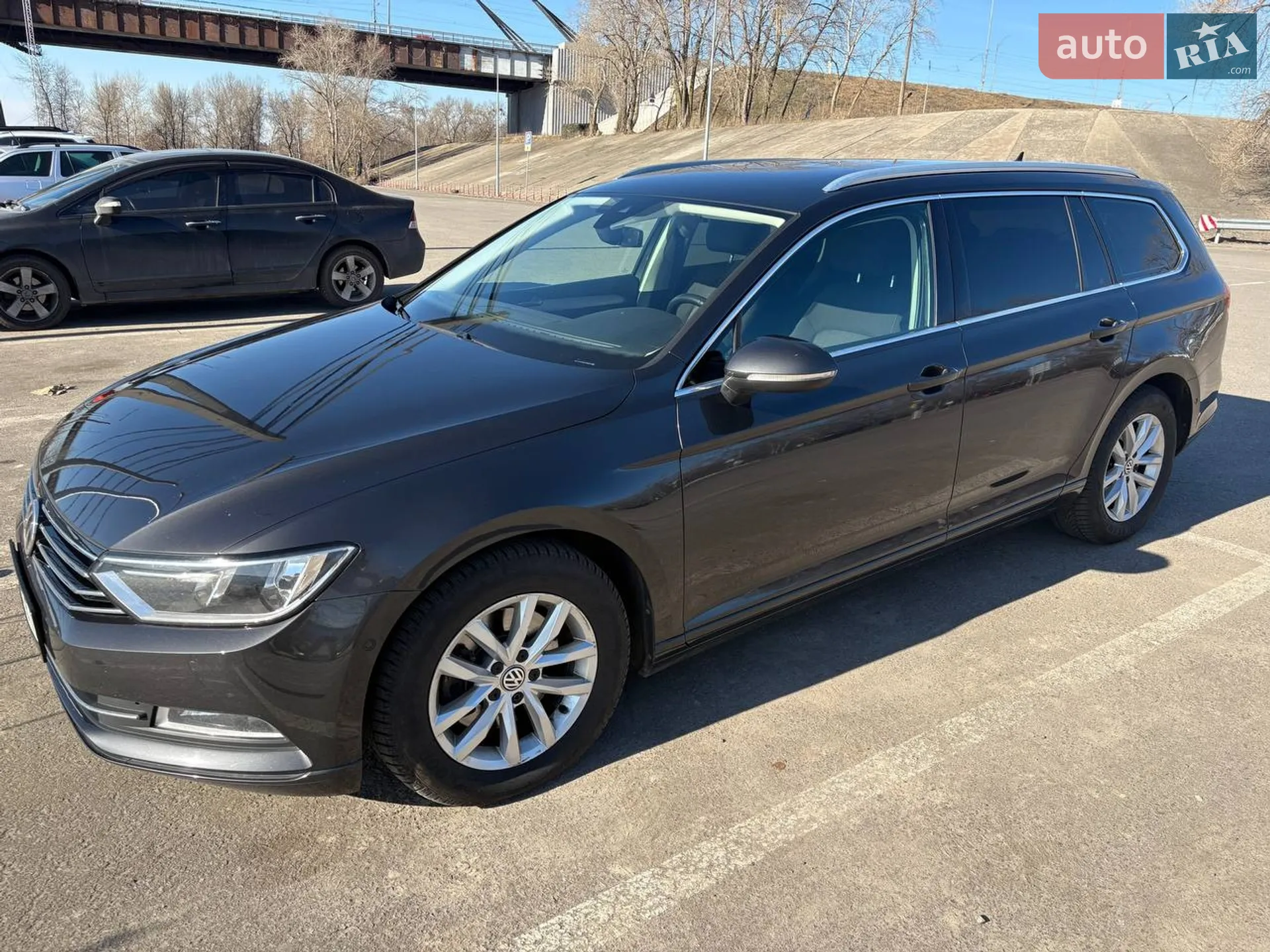 2019 Volkswagen Passat - мініатюра 3