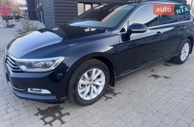 Универсал Volkswagen Passat 2017 в Снятине