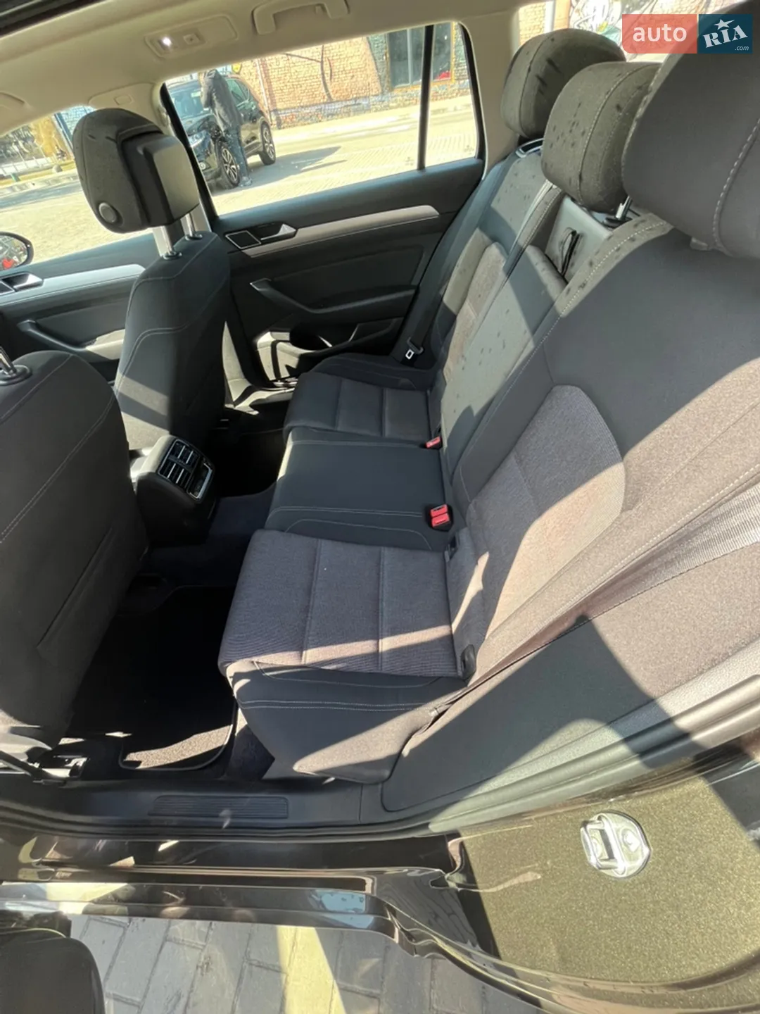 2017 Volkswagen Passat - мініатюра 29