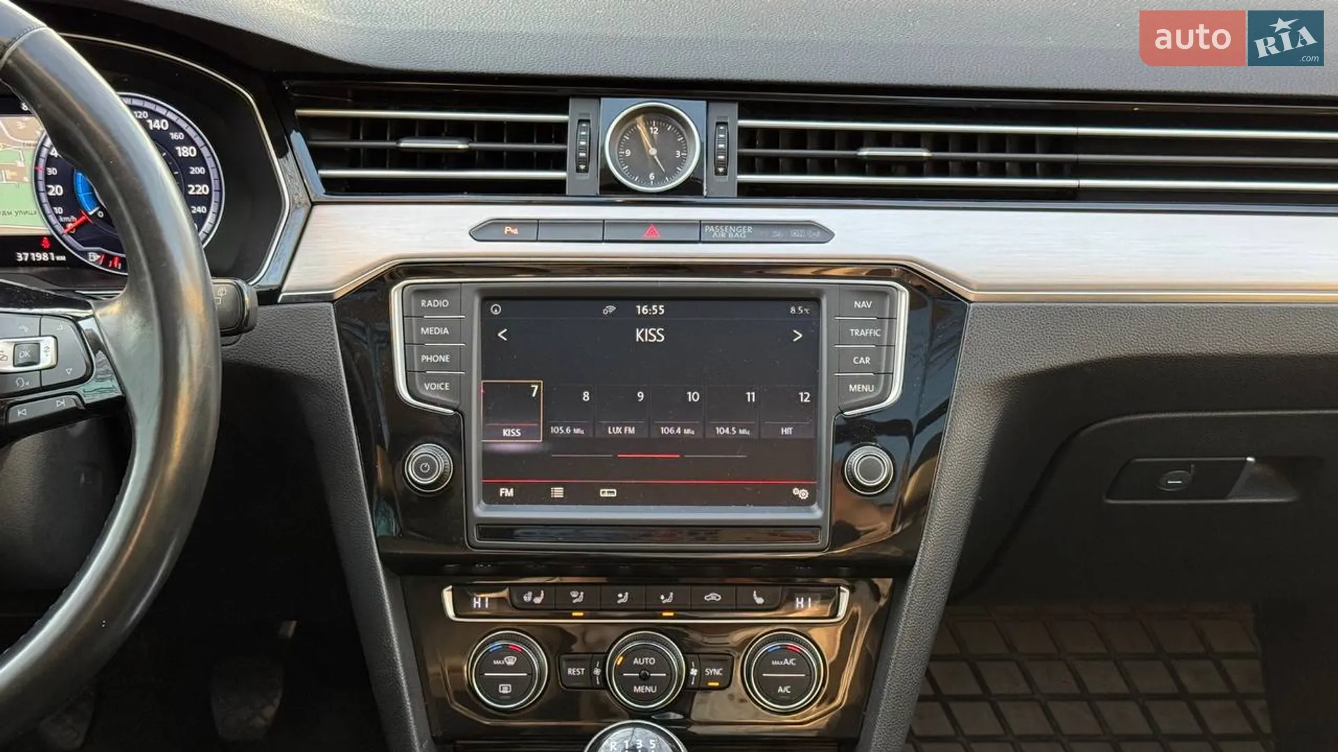 2016 Volkswagen Passat - мініатюра 21