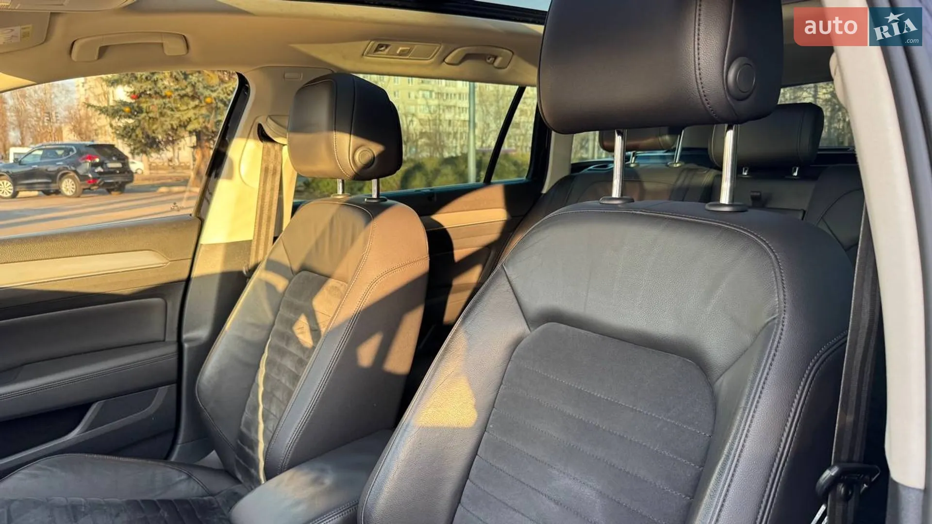 2016 Volkswagen Passat - мініатюра 15