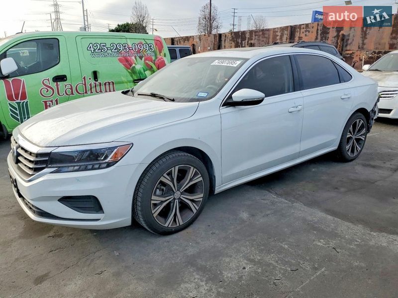 Volkswagen Passat 2021