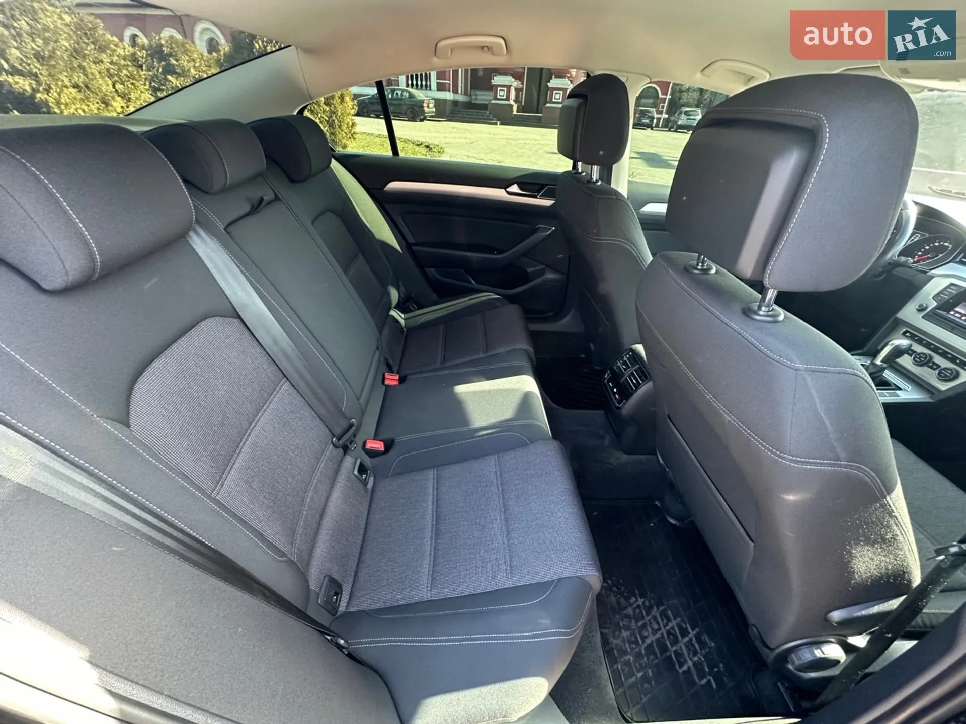 2015 Volkswagen Passat - мініатюра 23