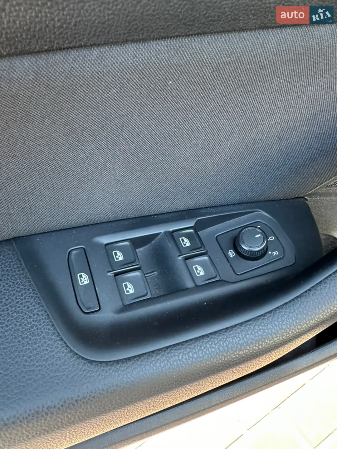 2015 Volkswagen Passat - мініатюра 38