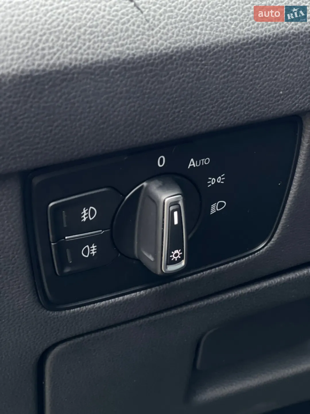 2019 Volkswagen Passat - мініатюра 17