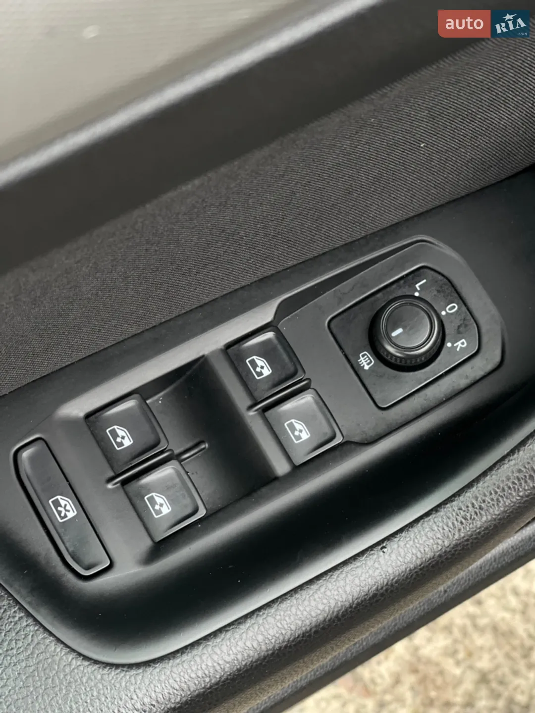 2019 Volkswagen Passat - мініатюра 19