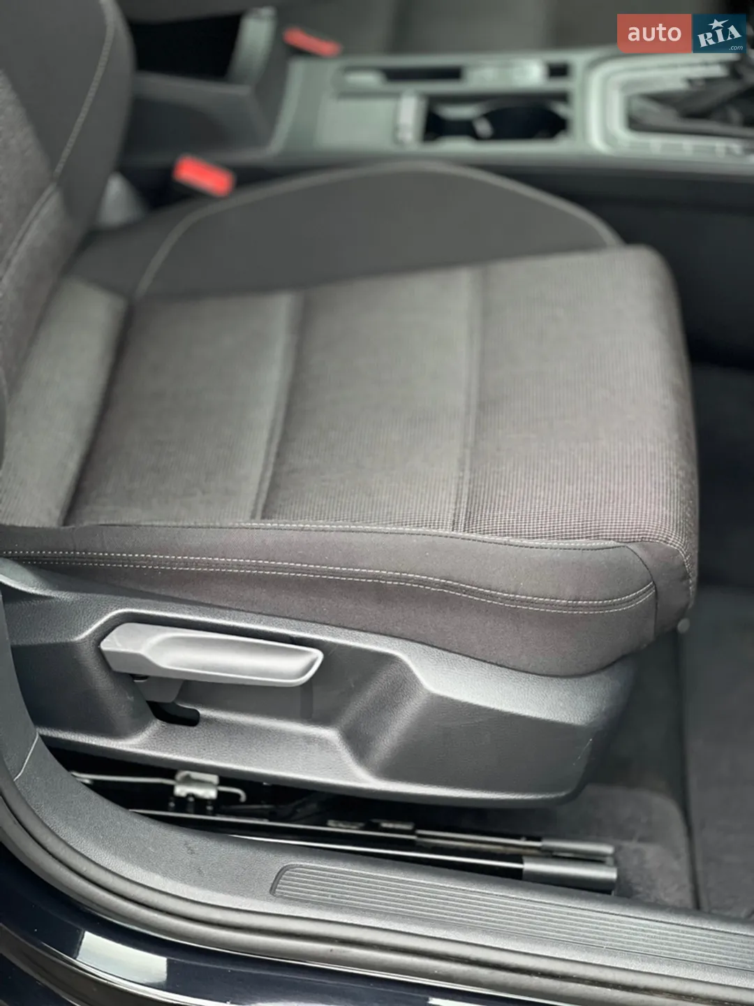 2019 Volkswagen Passat - мініатюра 27