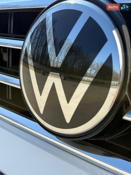 Универсал Volkswagen Passat 2022 в Луцке