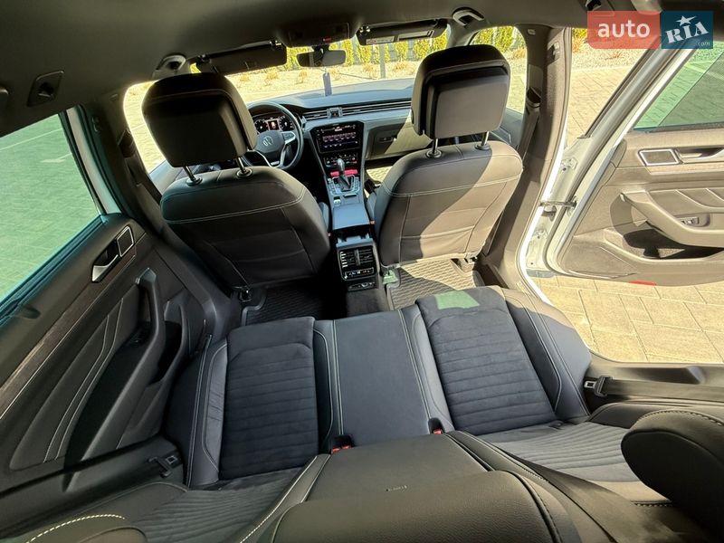 Универсал Volkswagen Passat 2022 в Луцке