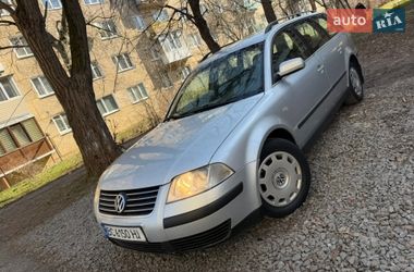 Универсал Volkswagen Passat 2001 в Стрые