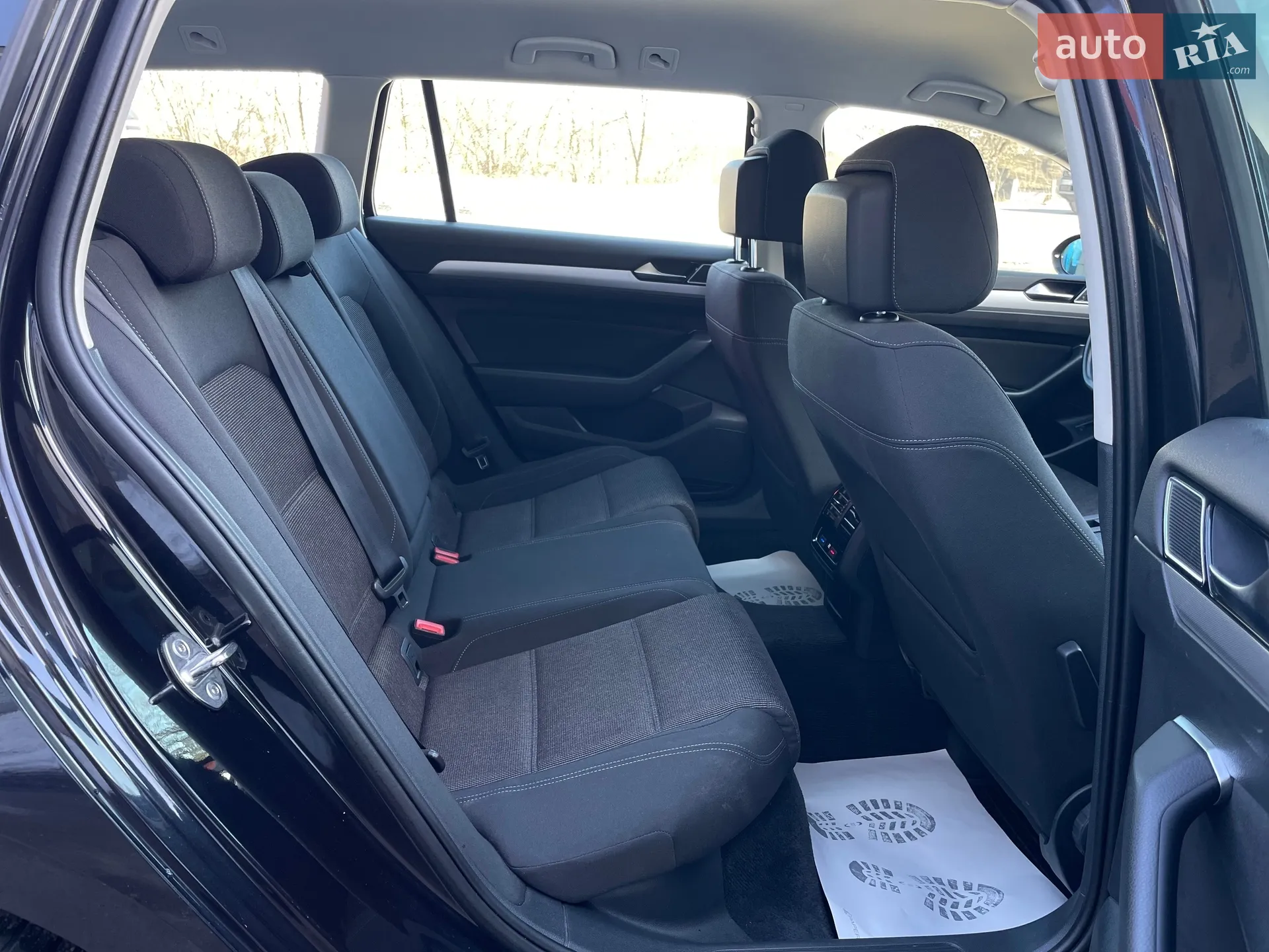 2017 Volkswagen Passat - мініатюра 51