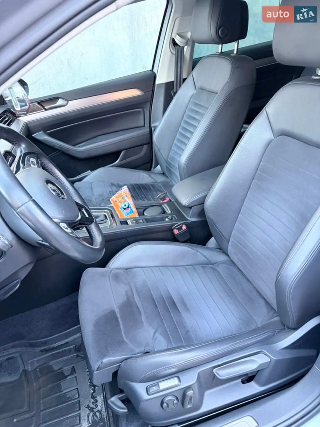 2019 Volkswagen Passat - мініатюра 12