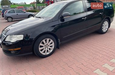 Седан Volkswagen Passat 2008 в Києві