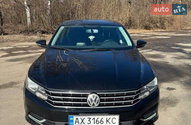 Седан Volkswagen Passat 2016 в Харкові