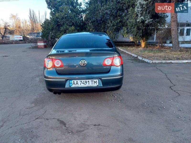 Седан Volkswagen Passat 2010 в Киеве