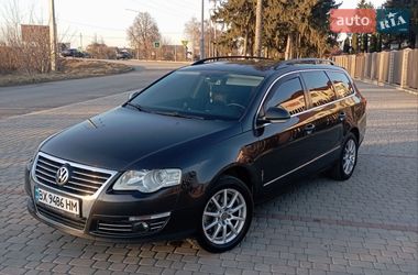 Универсал Volkswagen Passat 2007 в Староконстантинове
