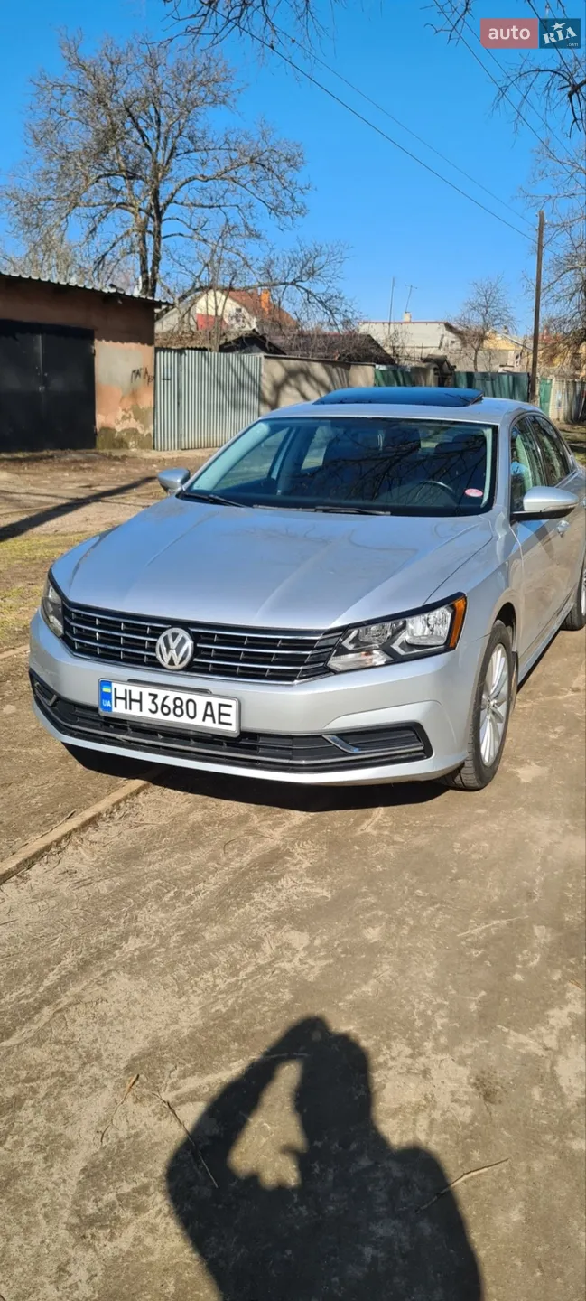 2016 Volkswagen Passat - мініатюра 2