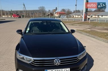 Седан Volkswagen Passat 2016 в Косові