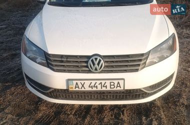 Седан Volkswagen Passat 2014 в Харкові