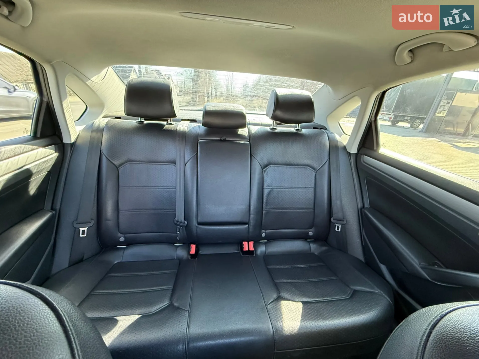 2014 Volkswagen Passat - мініатюра 9