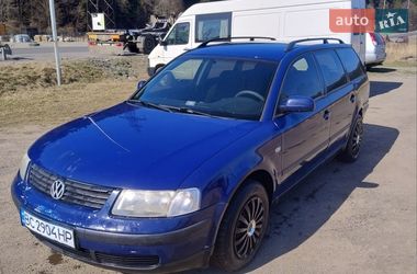 Универсал Volkswagen Passat 1999 в Сколе