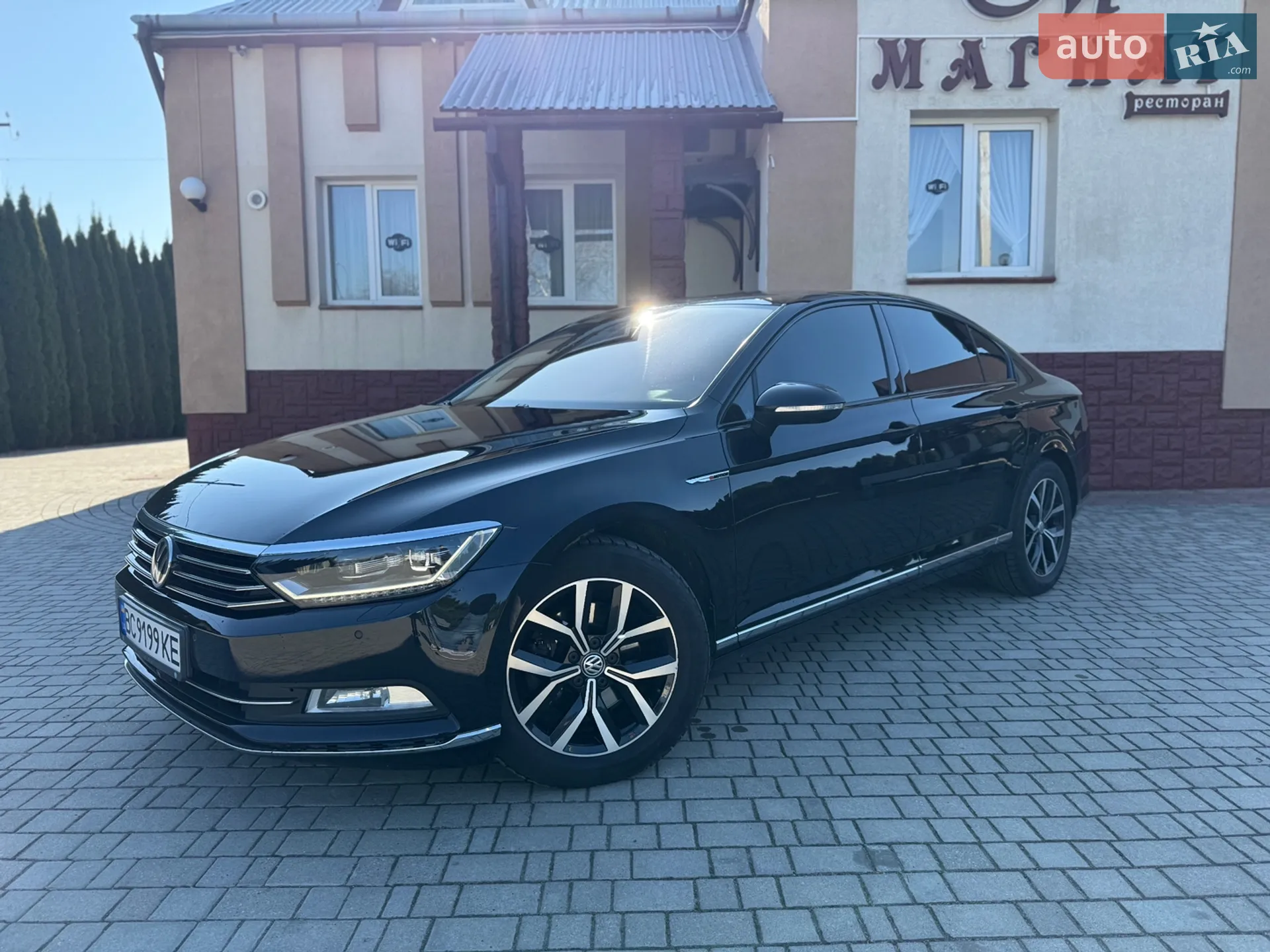 2016 Volkswagen Passat - мініатюра 2