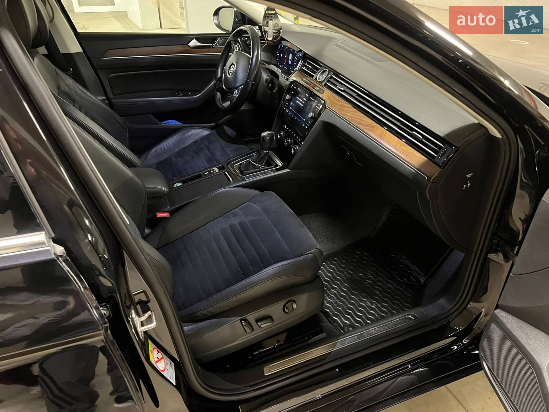 2018 Volkswagen Passat - мініатюра 21