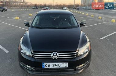 Седан Volkswagen Passat 2012 в Киеве
