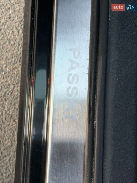 Седан Volkswagen Passat 2012 в Киеве