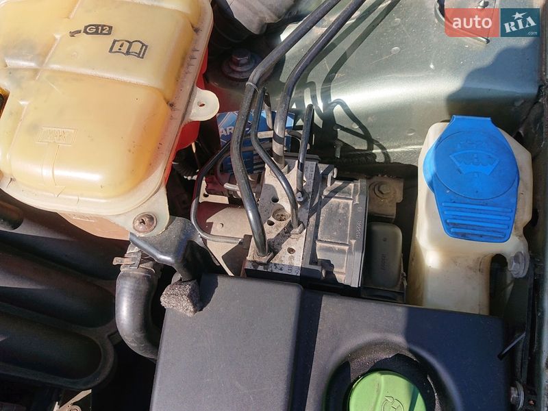 Седан Volkswagen Passat 2001 в Черкассах