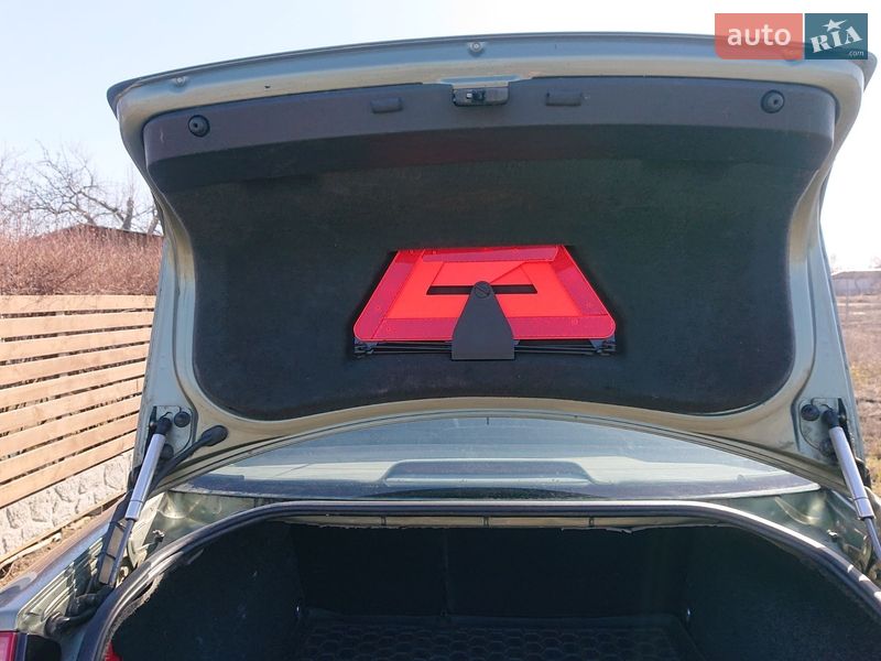 Седан Volkswagen Passat 2001 в Черкассах