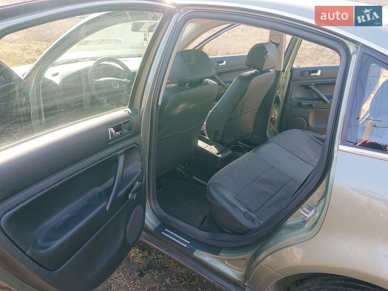 Седан Volkswagen Passat 2001 в Черкассах