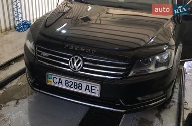 Седан Volkswagen Passat 2012 в Умані