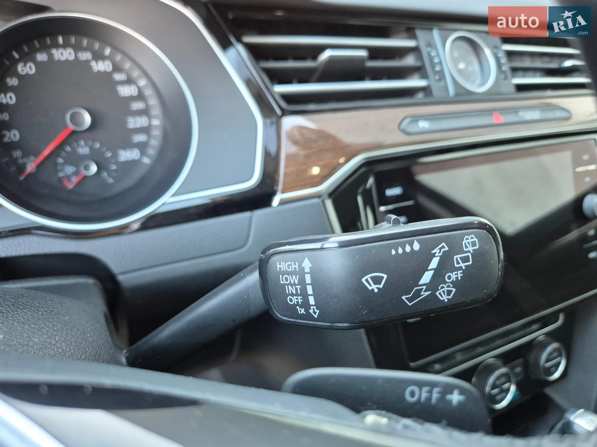 2019 Volkswagen Passat - мініатюра 33