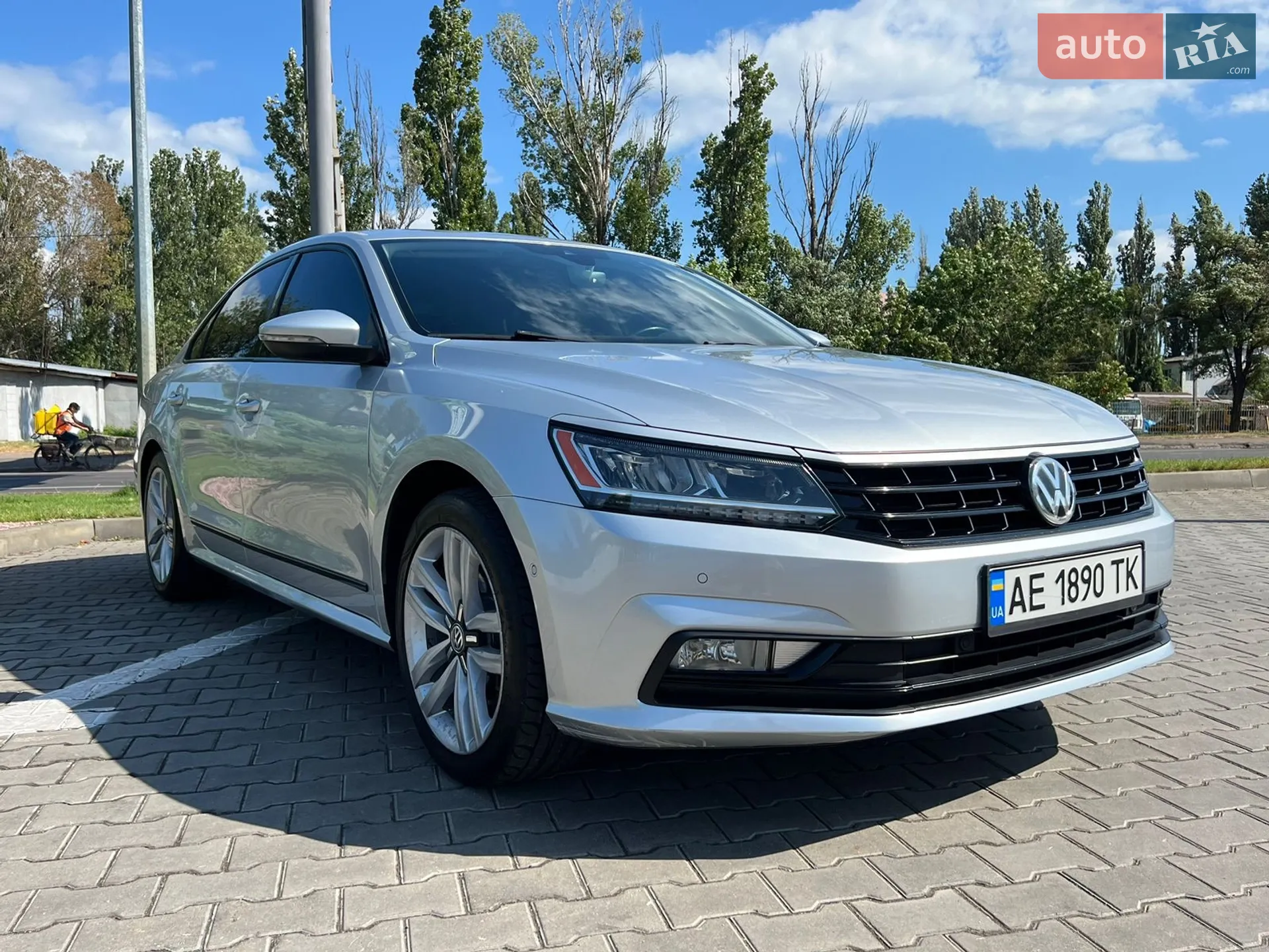 2017 Volkswagen Passat - мініатюра 2